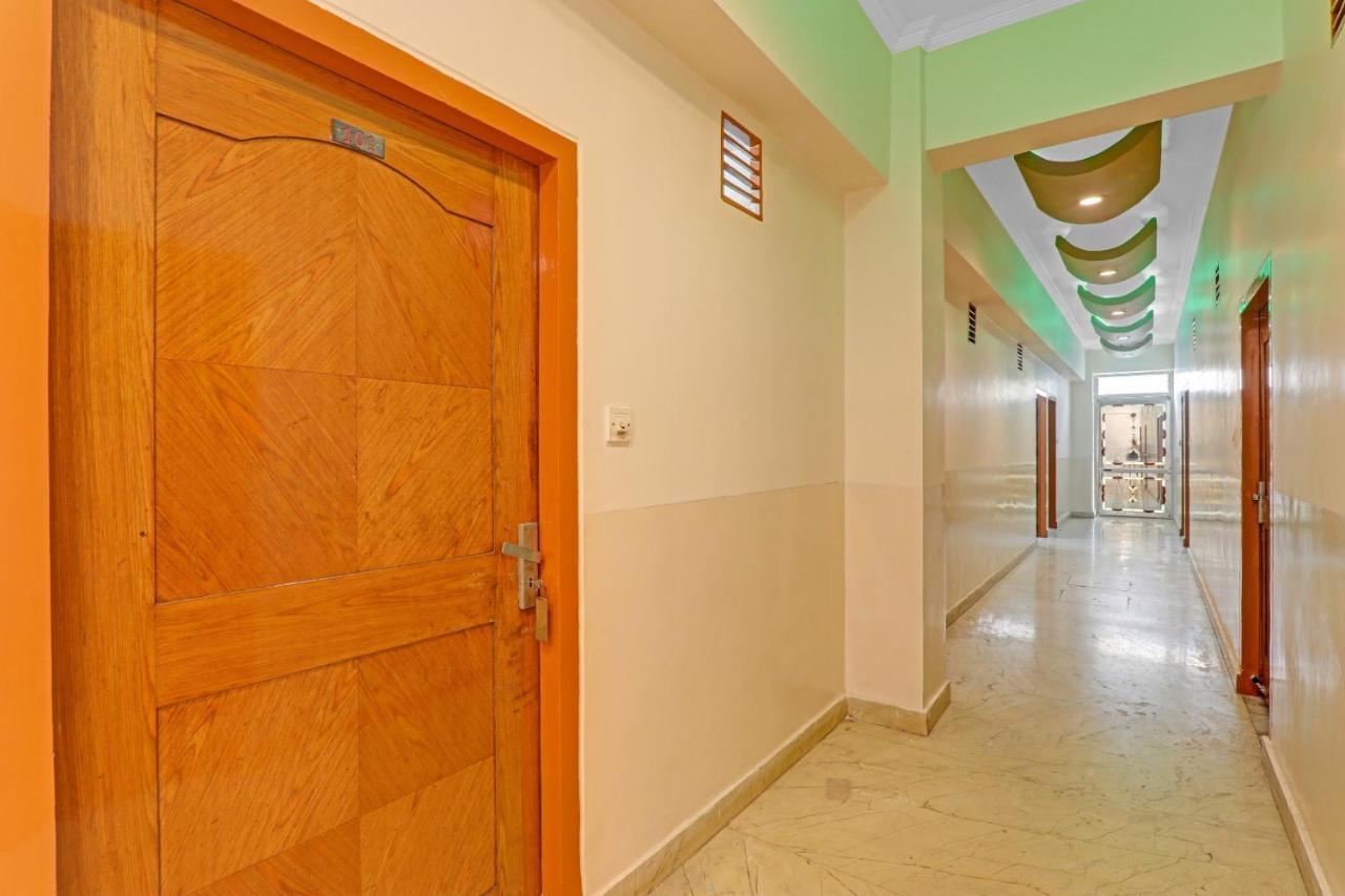 Oyo 27695 Hotel Relation Kanpur Bagian luar foto