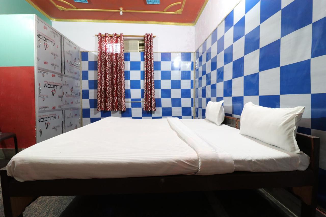 Oyo 27695 Hotel Relation Kanpur Bagian luar foto