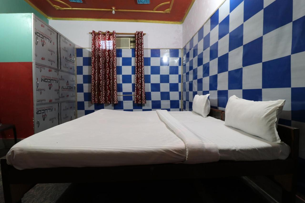 Oyo 27695 Hotel Relation Kanpur Bagian luar foto