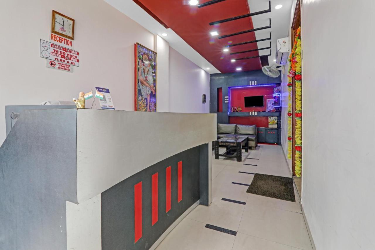Oyo 27695 Hotel Relation Kanpur Bagian luar foto