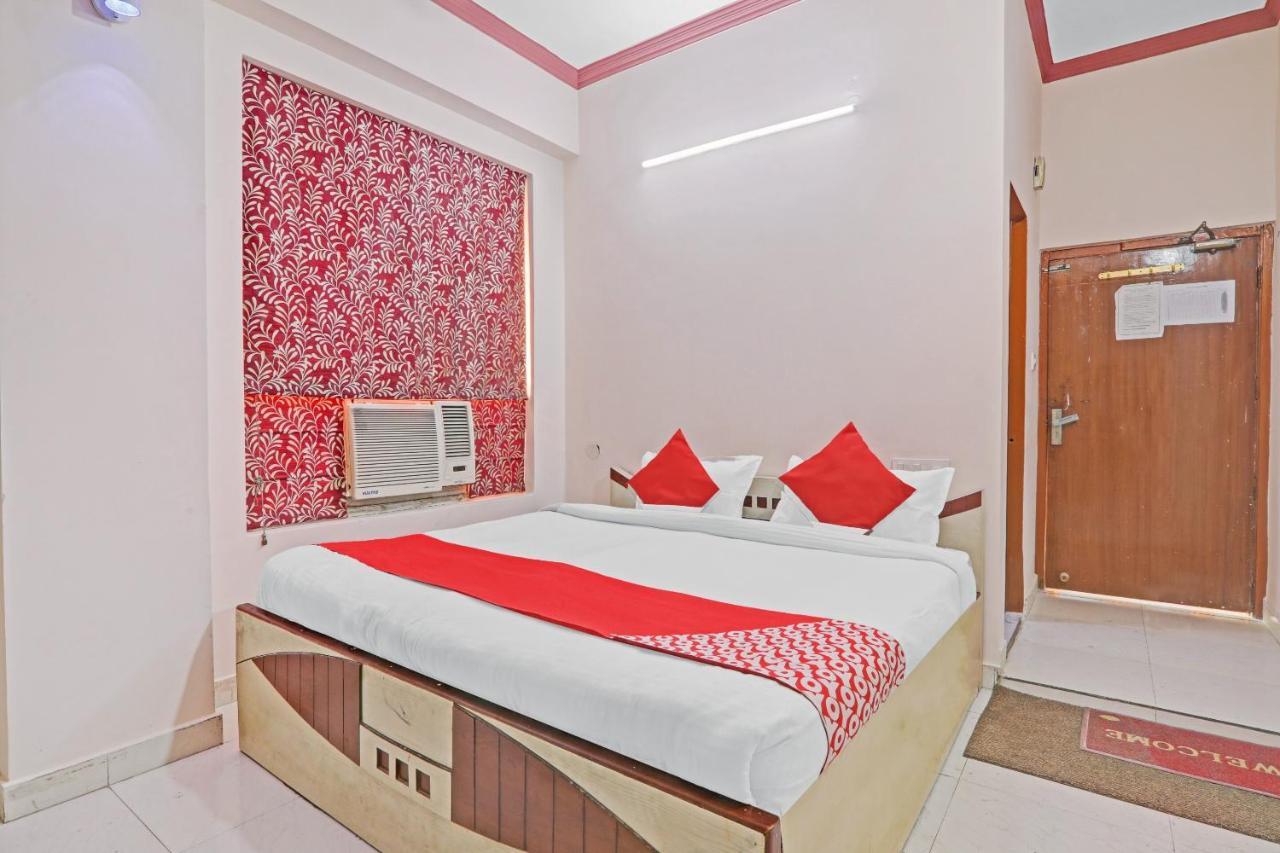 Oyo 27695 Hotel Relation Kanpur Bagian luar foto