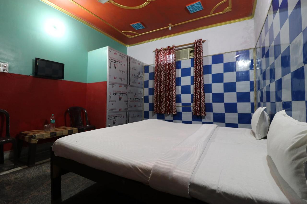 Oyo 27695 Hotel Relation Kanpur Bagian luar foto
